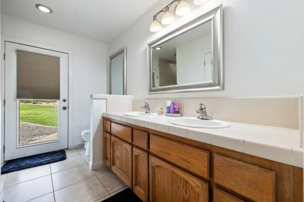 $1,275,000 | 35427 Ave 14, Madera, CA 93636