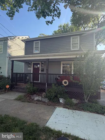 $3,400 | 209 Prince Edward Street, Fredericksburg, VA 22401