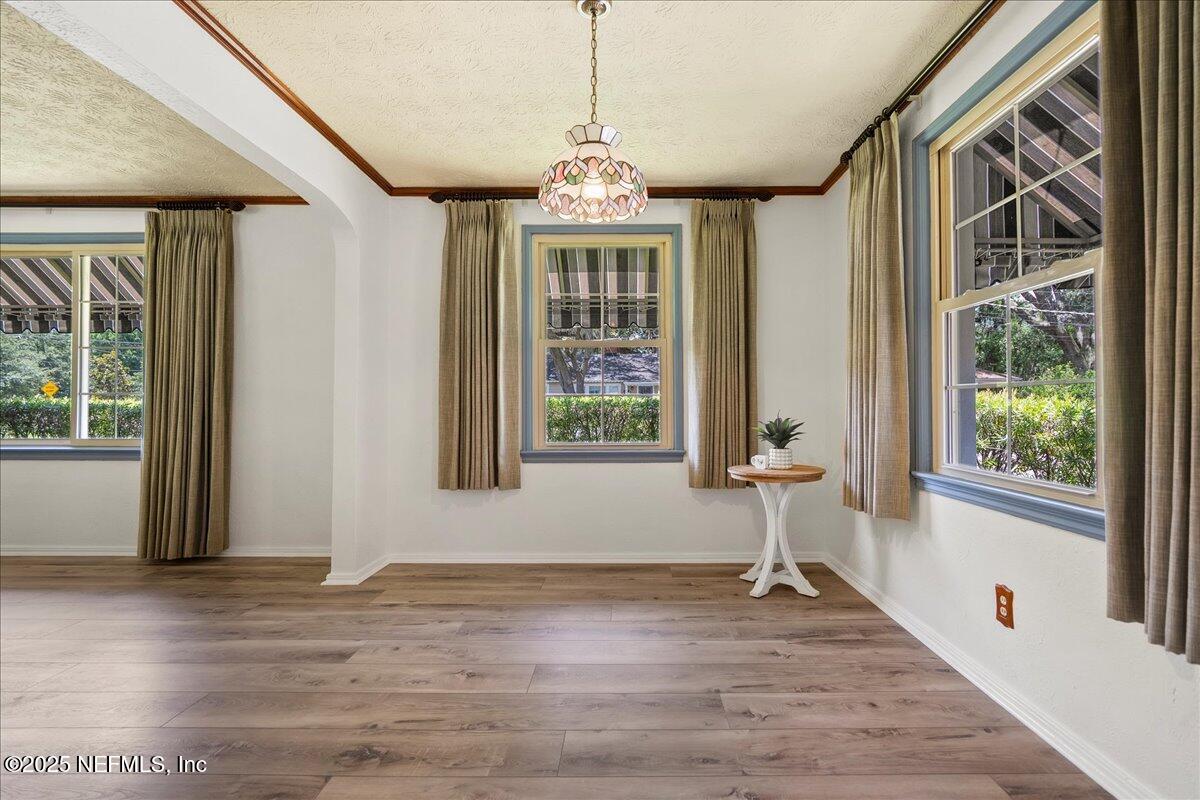 1517 Pershing Road Jacksonville, FL 32205 - Photo 15 of 39 Dining Room