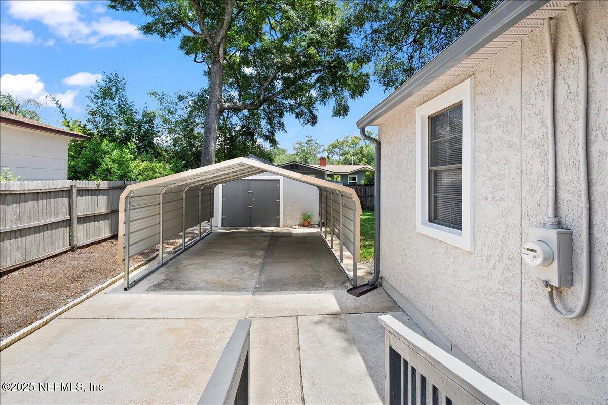 1517 Pershing Road Jacksonville, FL 32205 - Photo 32 of 39 Carport