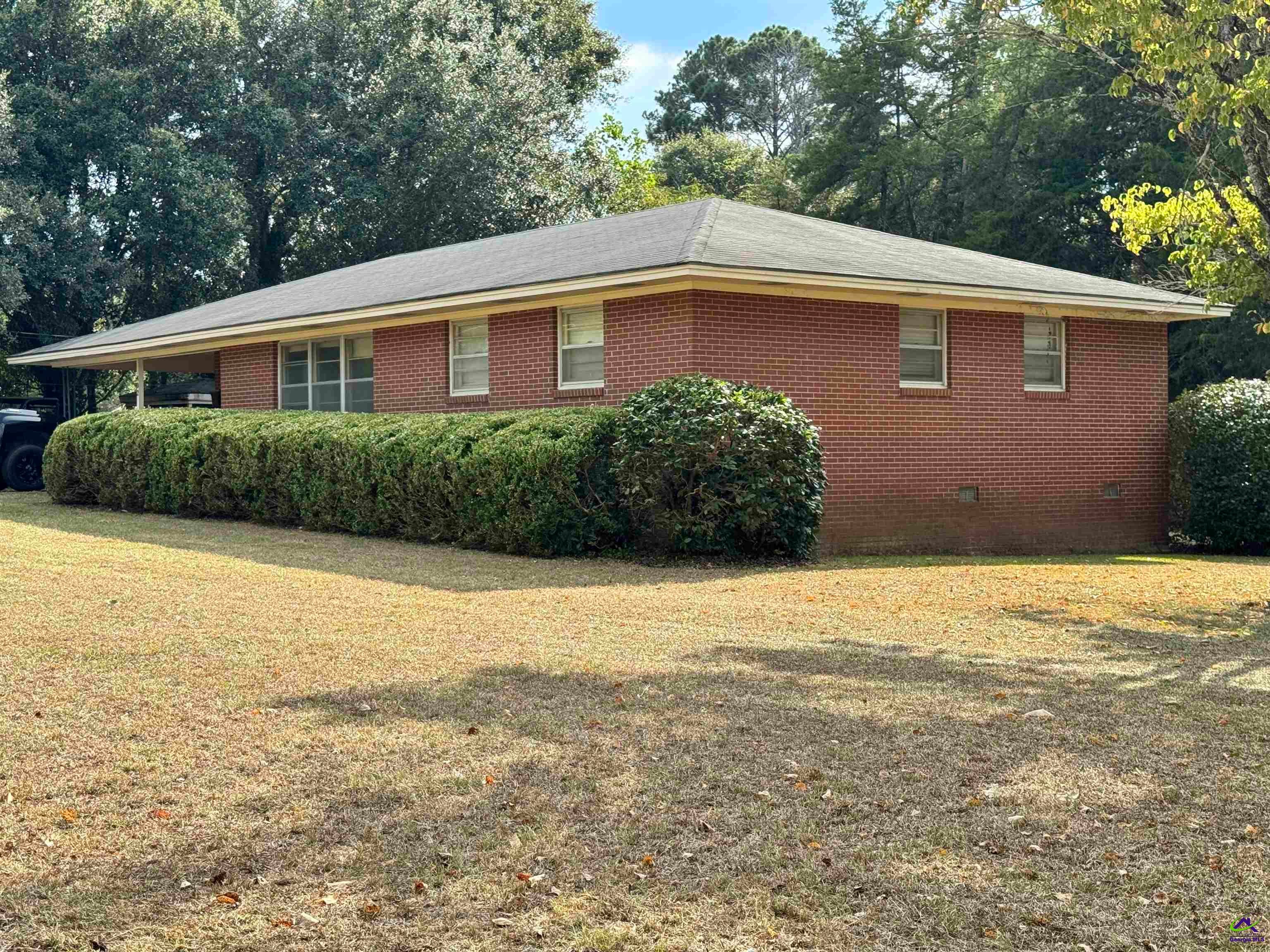 402 Coney Road Vienna, GA 31092 - Photo 5 of 48 Gallery Image 5