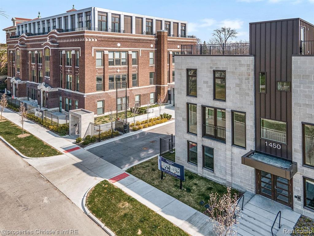1450 Townsend Street, Unit 2 Detroit, MI 48214 - Photo 1 of 19