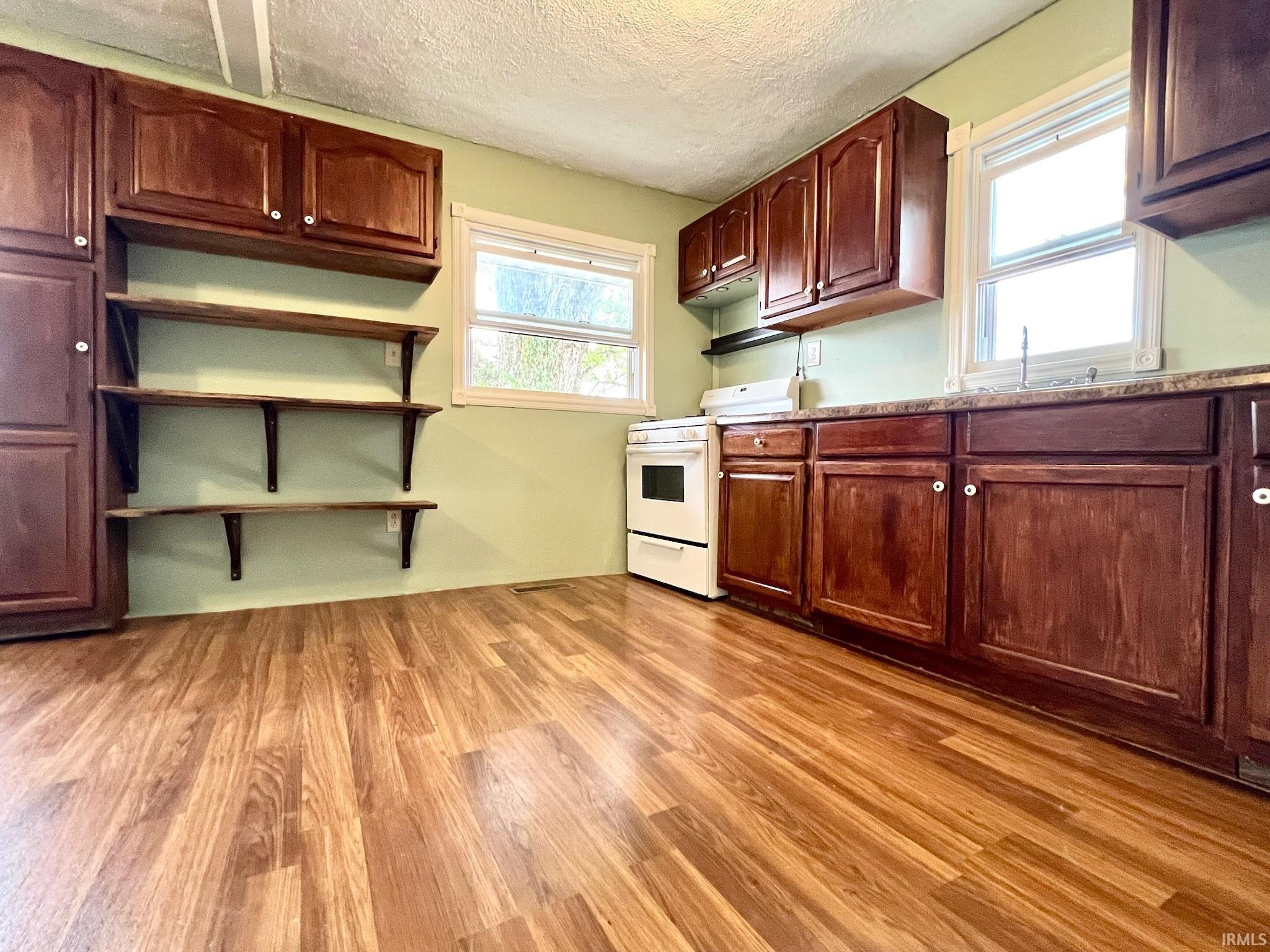 321 North Jackson Street Bedford, IN 47421 - Photo 8 of 19