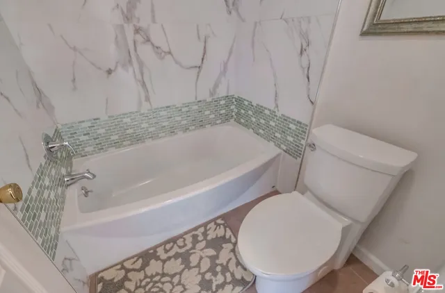 $3,800 | 2308 Schader Drive, Unit 101, Santa Monica, CA 90404