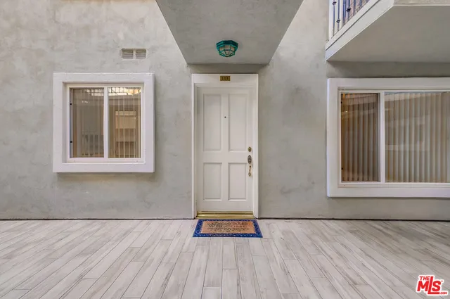 $3,800 | 2308 Schader Drive, Unit 101, Santa Monica, CA 90404