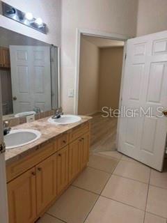 3707 Conroy Road, Unit 1713 Orlando, FL 32839 - Photo 6 of 10