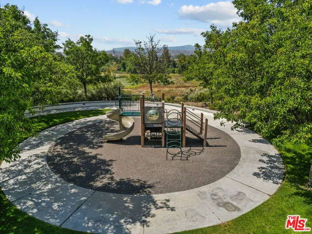 view of an outdoor space and city view