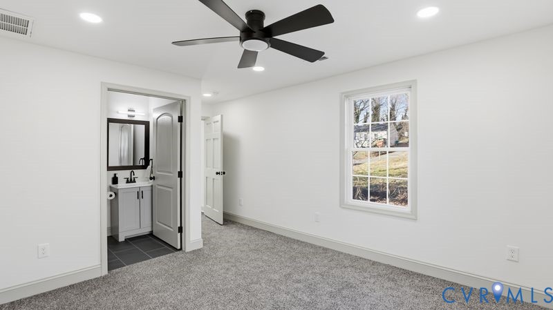 331 Walnut Street Petersburg, VA 23803 - Photo 25 of 34 wooden floor in an empty room with a window