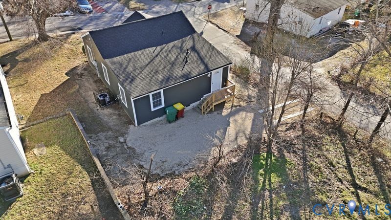 331 Walnut Street Petersburg, VA 23803 - Photo 33 of 34 a aerial view of a house with a yard