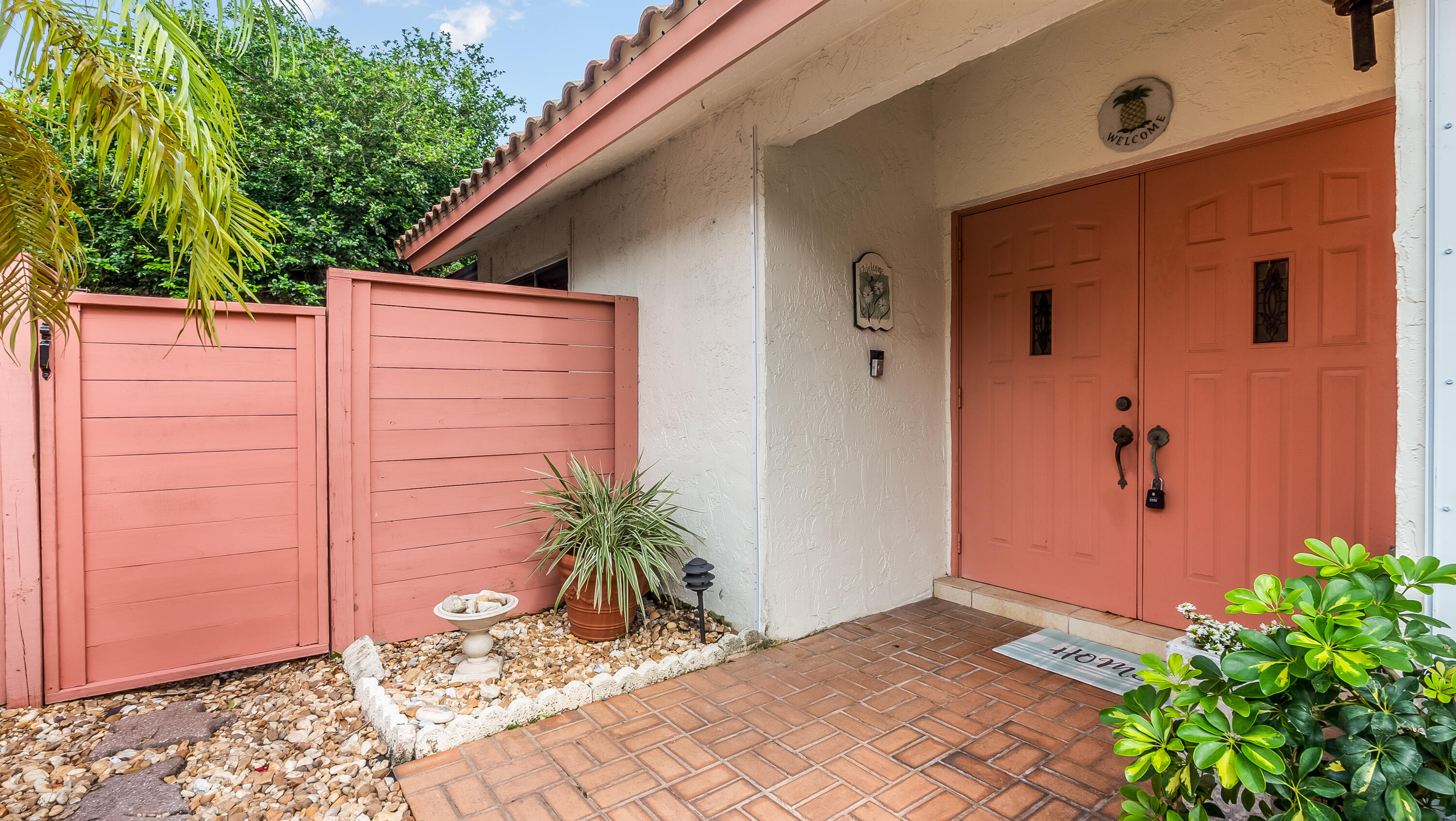 21596 Magdalena Terrace Boca Raton, FL 33433 - Photo 4 of 31 DSC04730