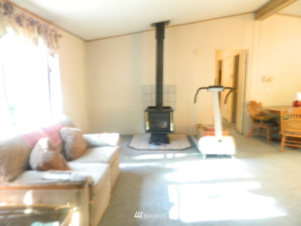 3900 Southeast Nelson Road Olalla, WA 98359 - Photo 4 of 17 Gallery Image 4
