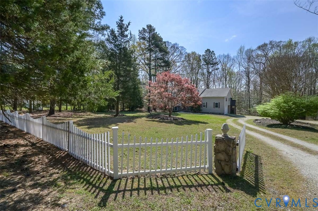 13124 Old Happy Hill Road Chester, VA 23831 - Photo 2 of 64