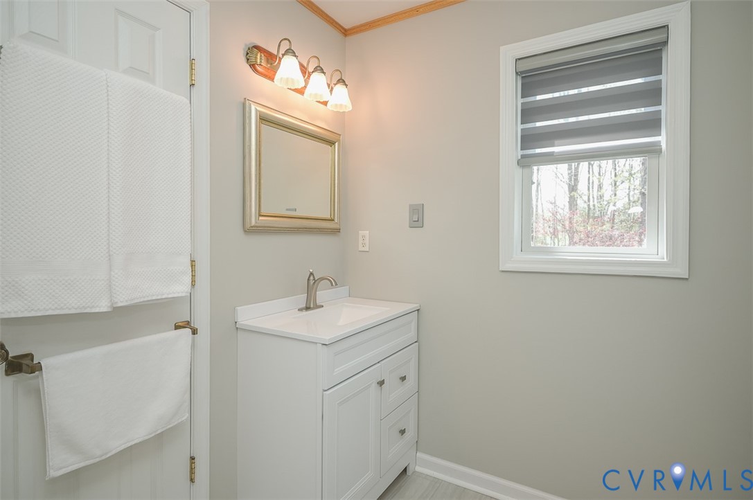 13124 Old Happy Hill Road Chester, VA 23831 - Photo 24 of 64 Primary bath.