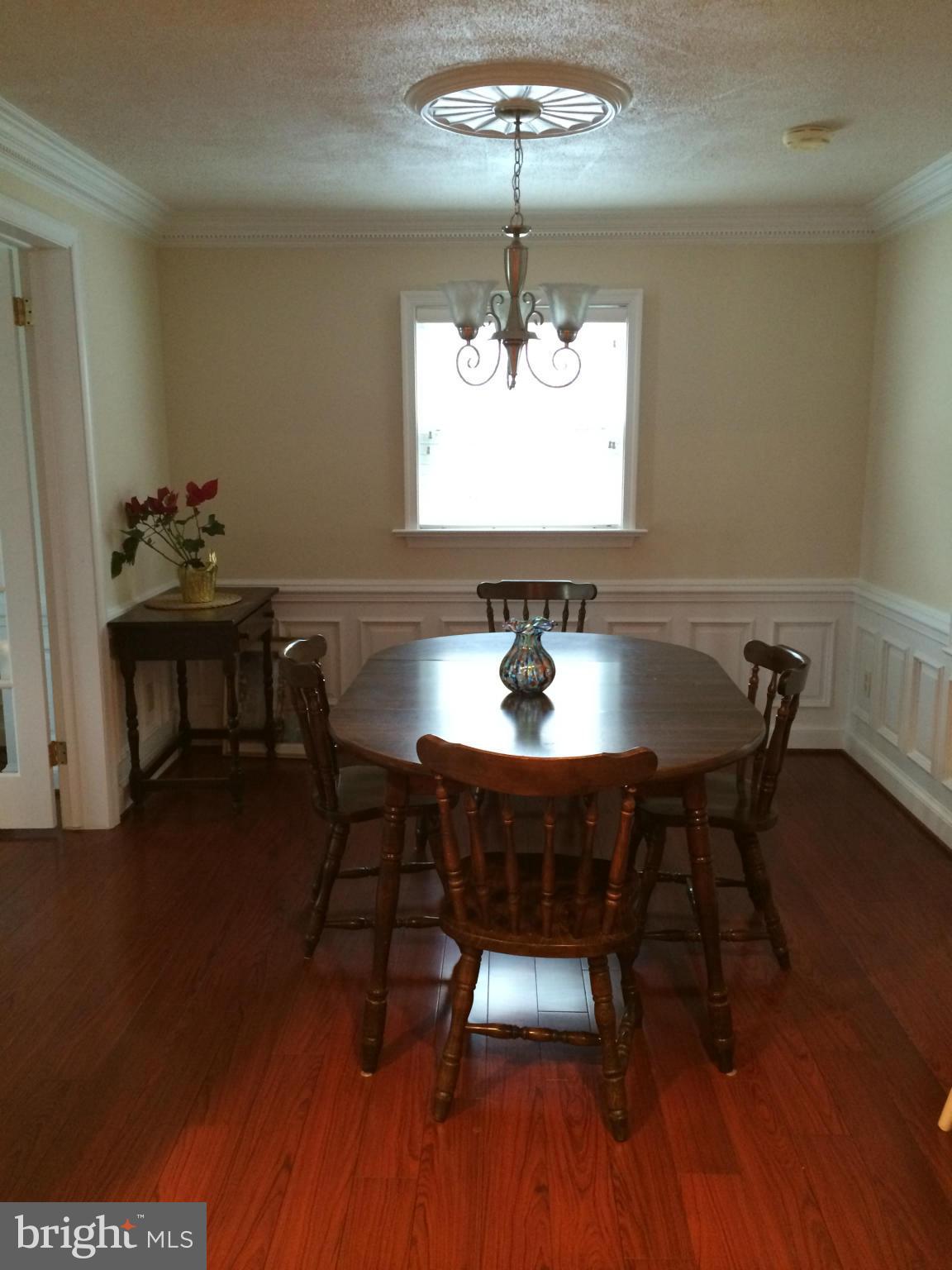 135 North Ithaca Road Sterling, VA 20164 - Photo 4 of 15 Dining Room