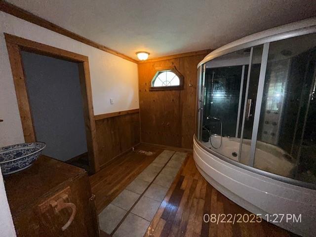 9672 Lakeland Loop Quinlan, TX 75474 - Photo 9 of 12 a bathroom with a mirror and a shower