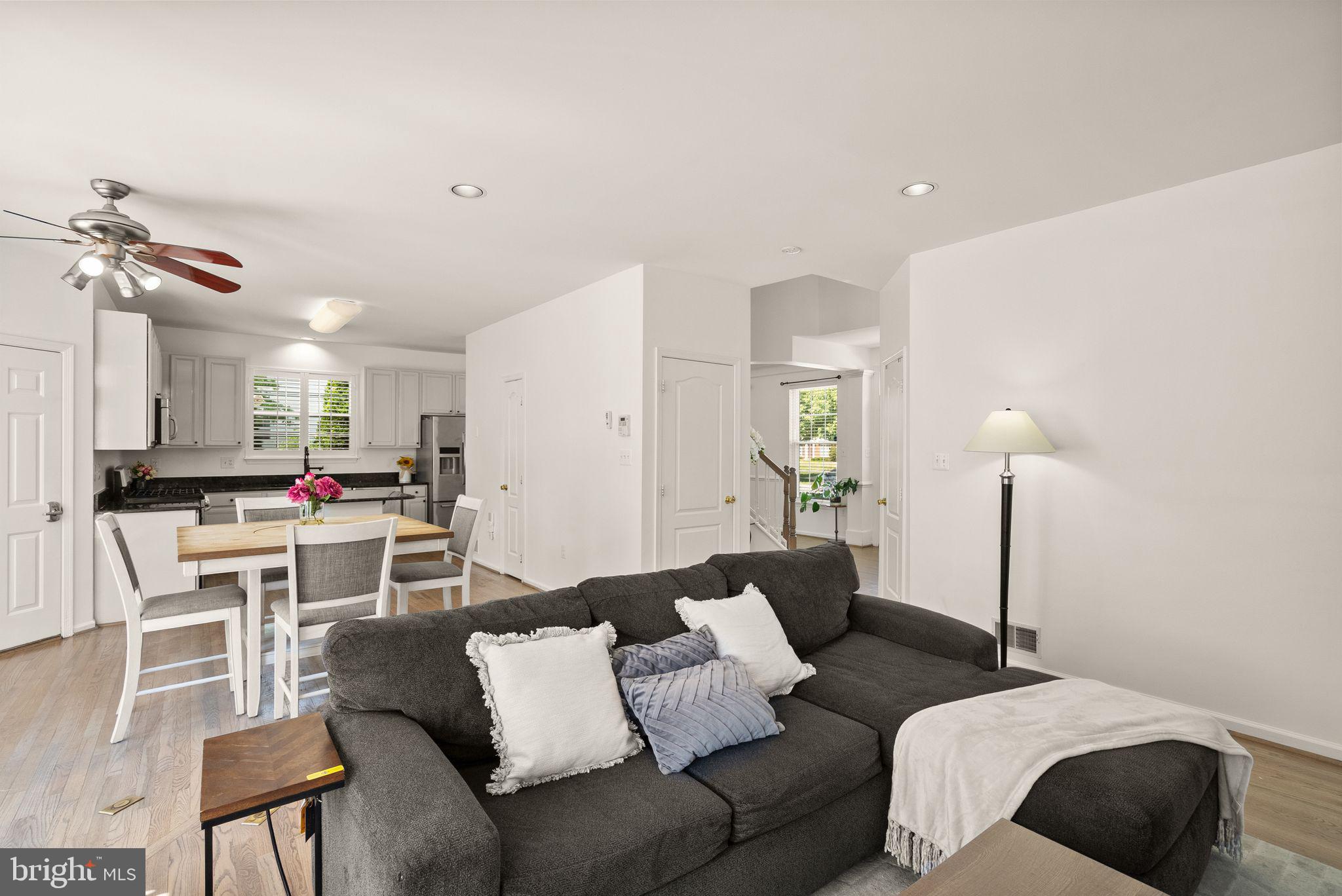 43111 Center Street Chantilly, VA 20152 - Photo 13 of 53