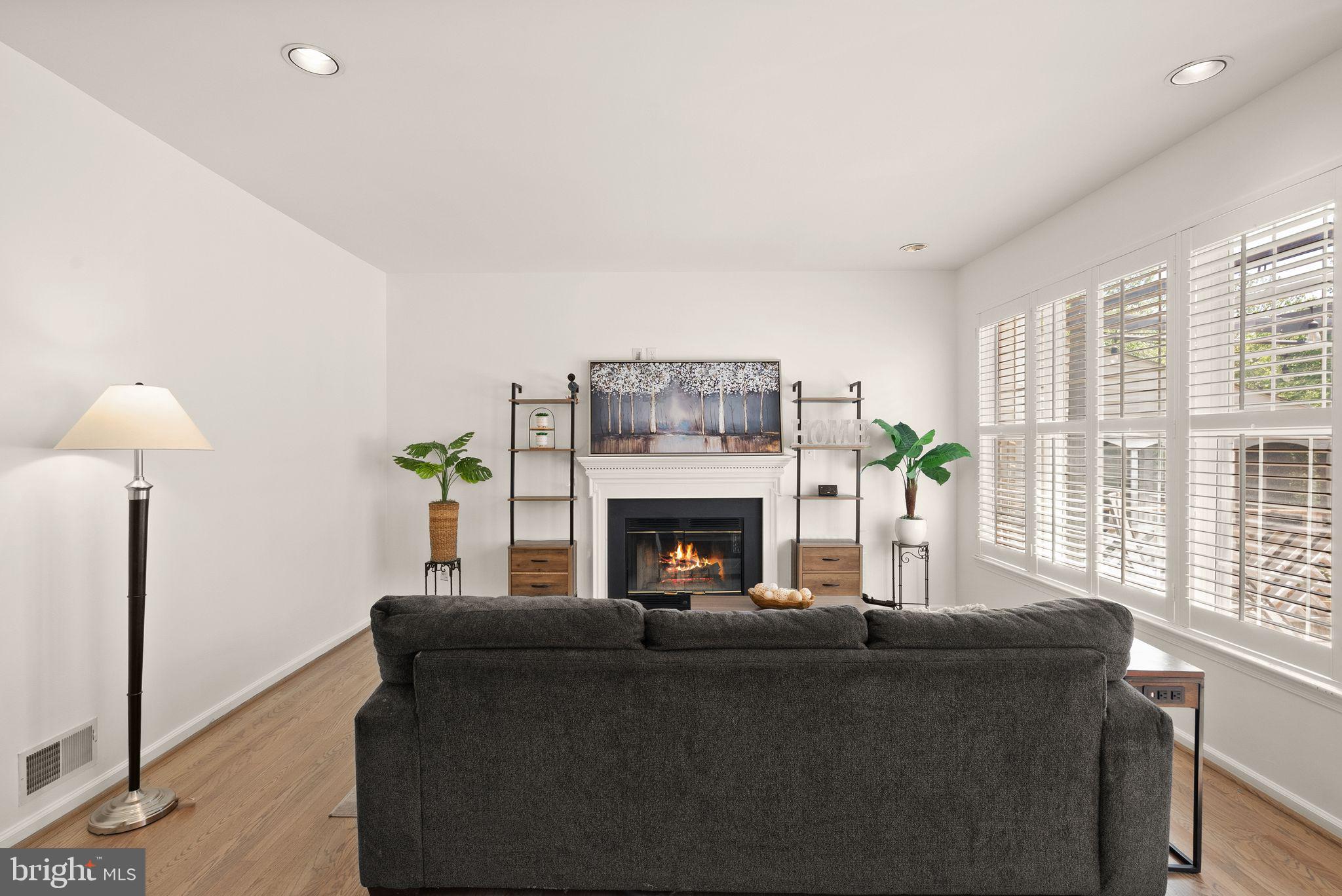 43111 Center Street Chantilly, VA 20152 - Photo 14 of 53