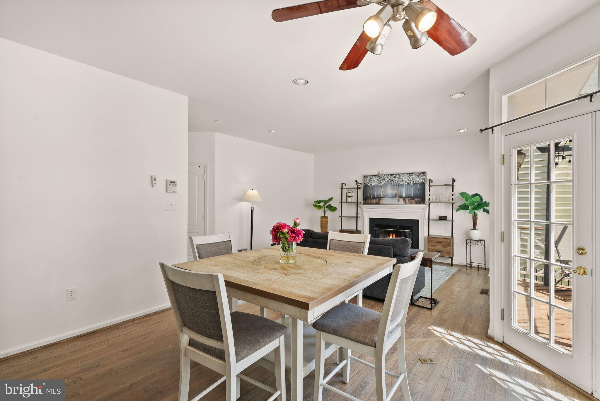 43111 Center Street Chantilly, VA 20152 - Photo 16 of 53