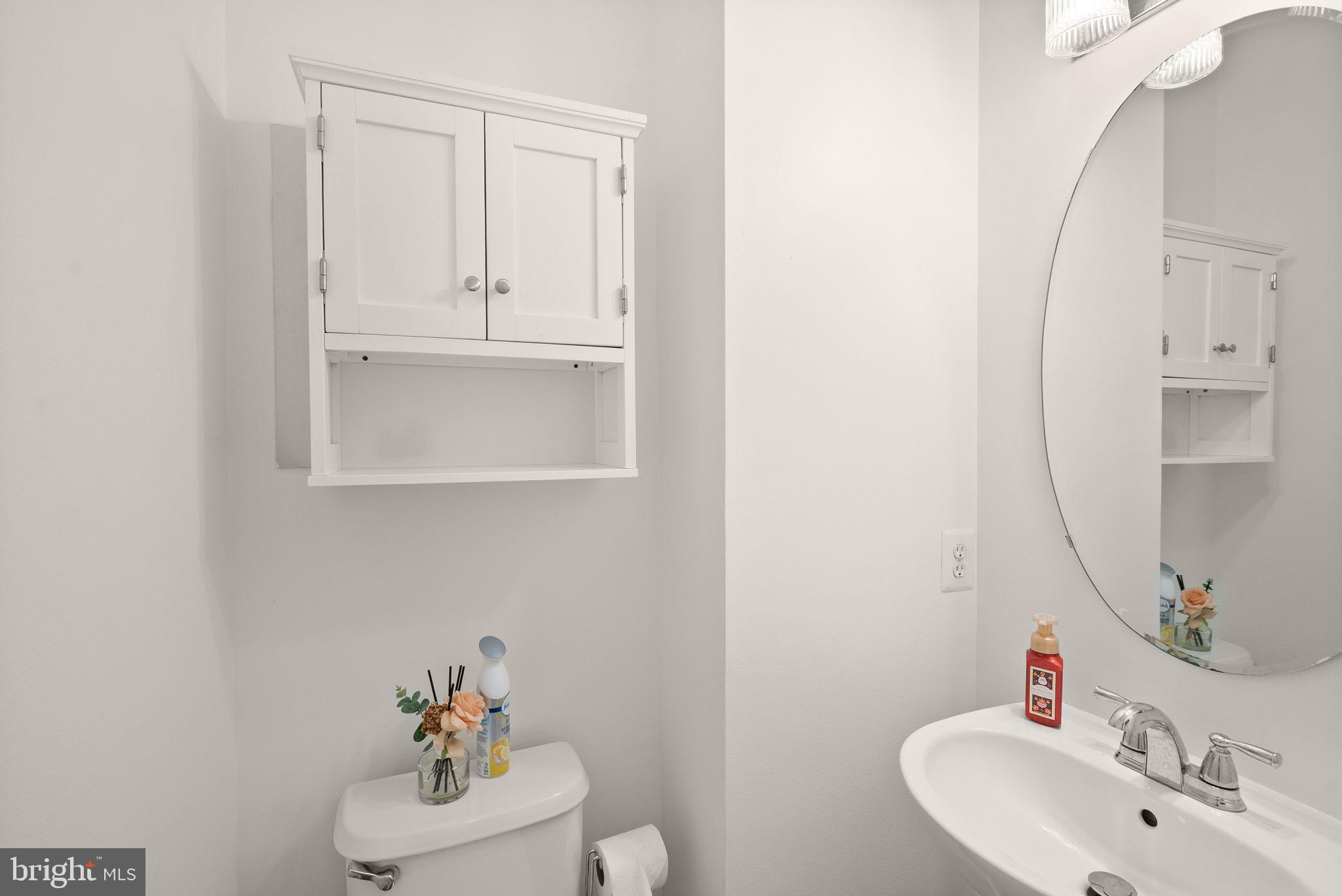 43111 Center Street Chantilly, VA 20152 - Photo 20 of 53