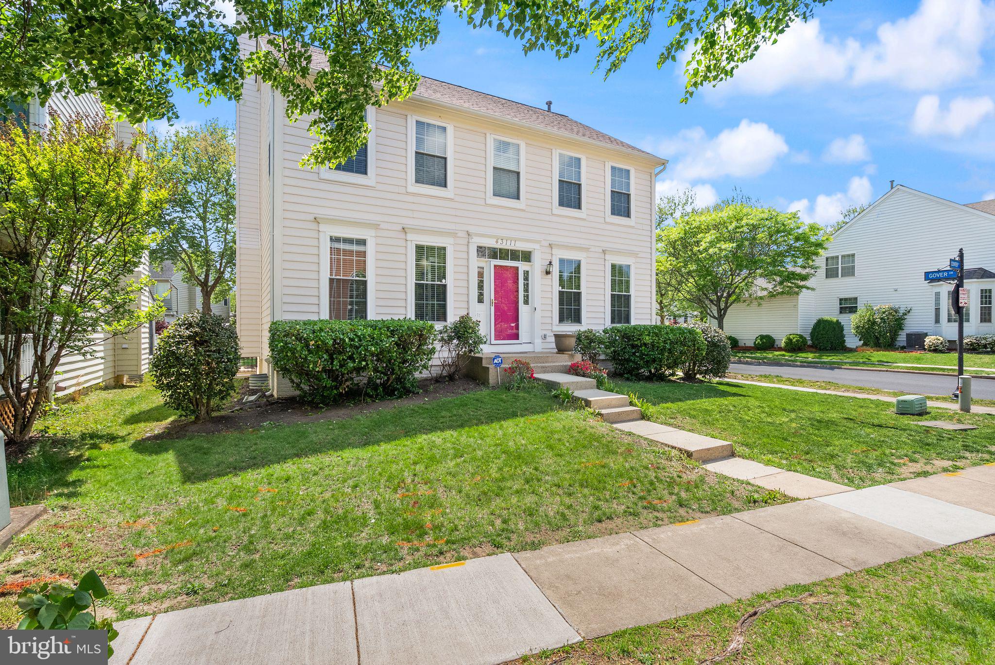 43111 Center Street Chantilly, VA 20152 - Photo 4 of 53