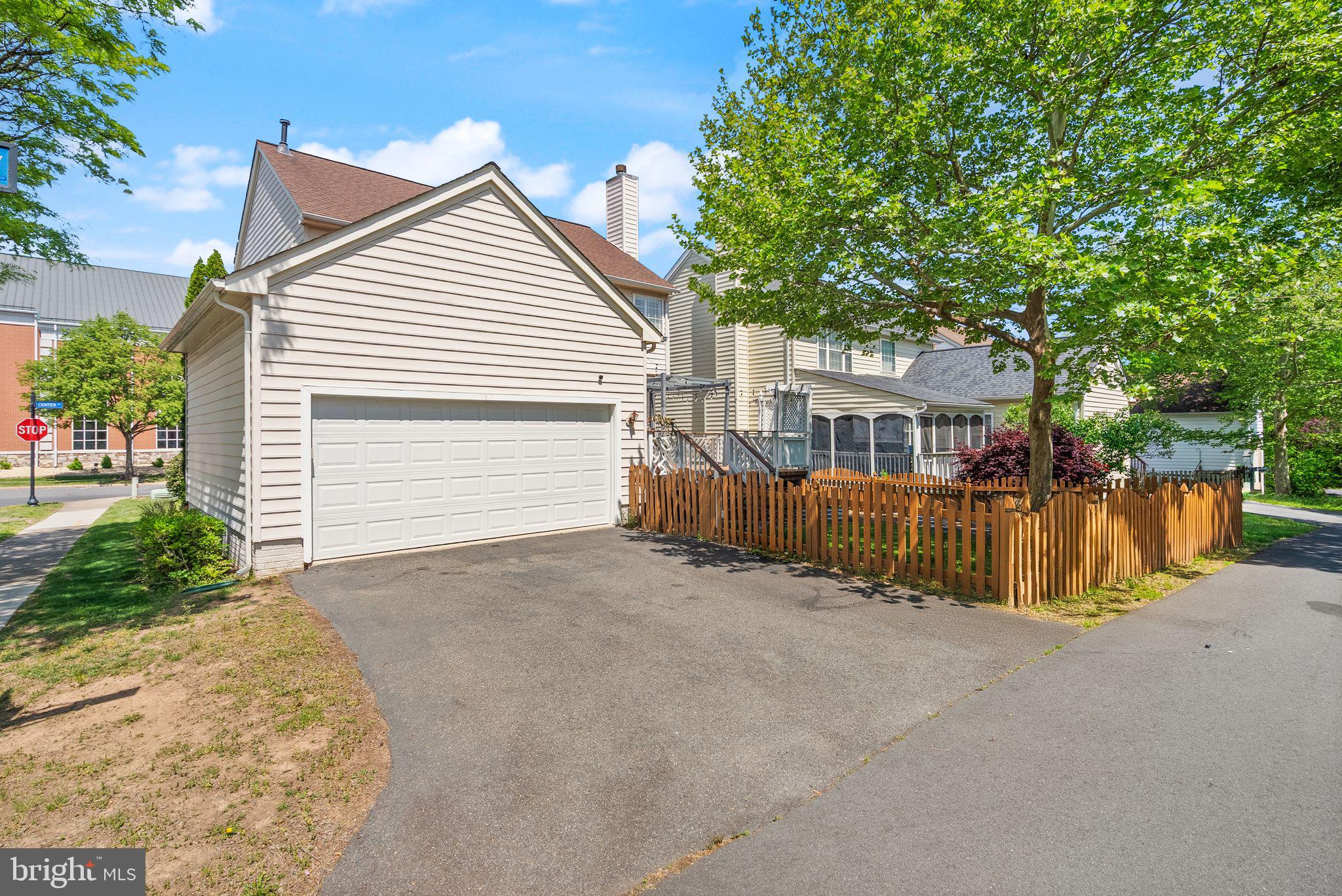 43111 Center Street Chantilly, VA 20152 - Photo 46 of 53