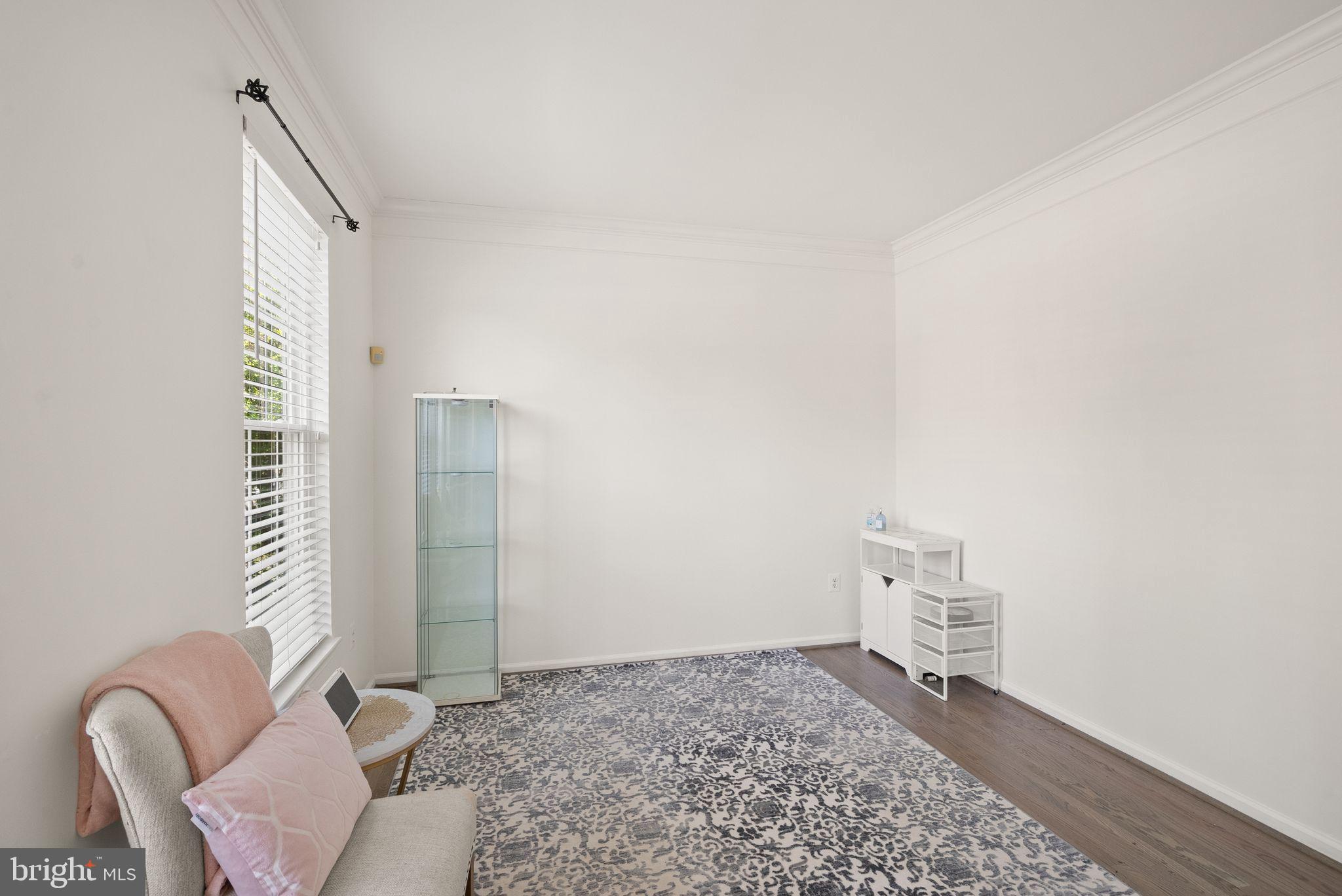 43111 Center Street Chantilly, VA 20152 - Photo 7 of 53