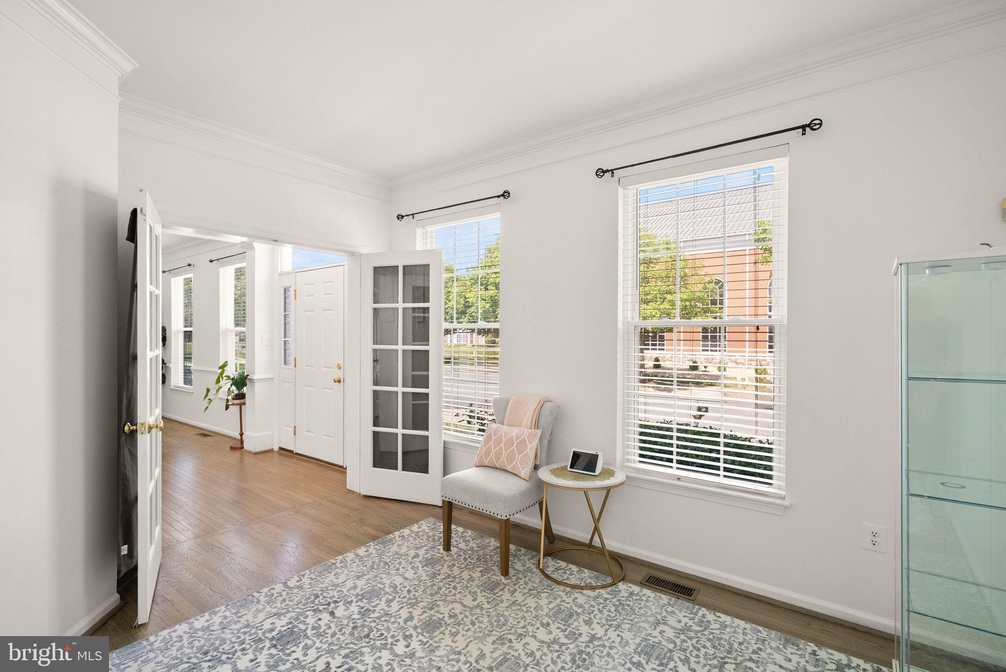 43111 Center Street Chantilly, VA 20152 - Photo 8 of 53