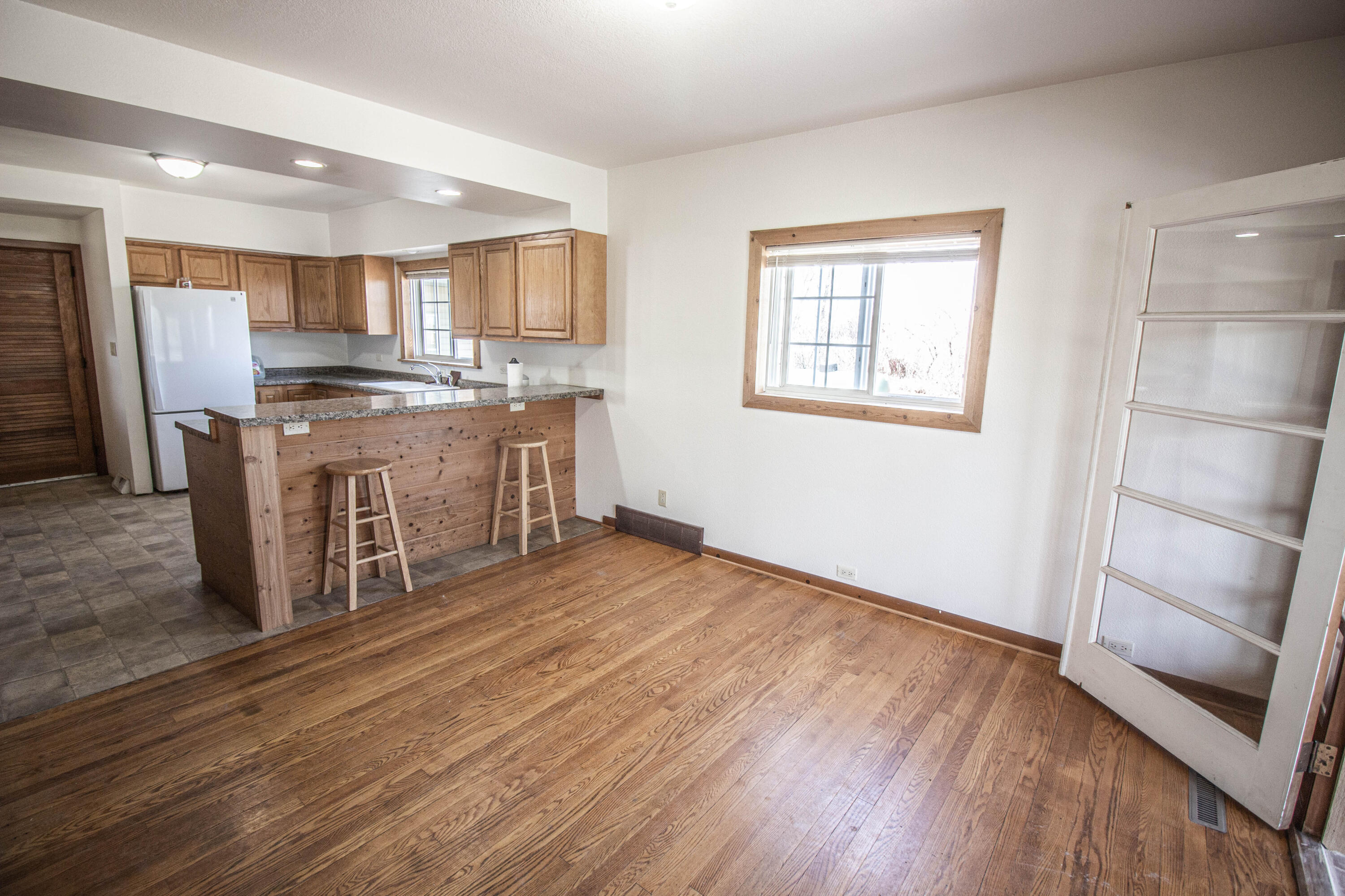3919 Sunset Road Sheboygan, WI 53081 - Photo 46 of 48 Dining Area