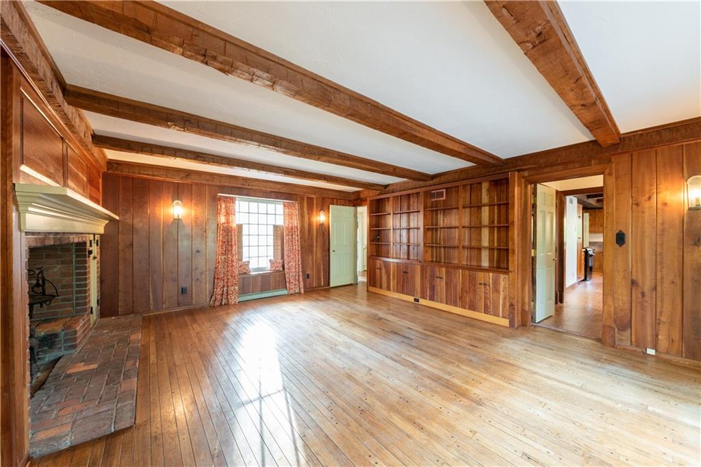 261 Henricks Road Butler, PA 16001 - Photo 7 of 25