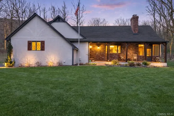 $869,900 | 3 Mountain Brook Road, Cornwall, NY 12518