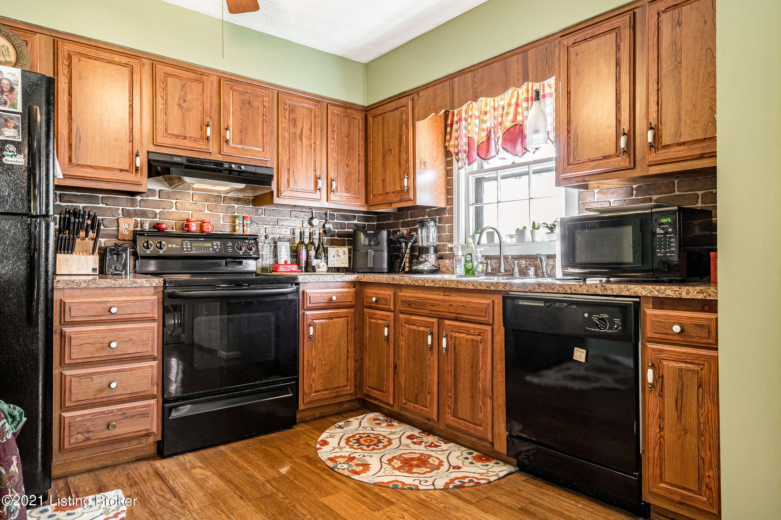 10600 St Rene Road Louisville, KY 40299 - Photo 14 of 53 10600 Saint Rene Rd-23