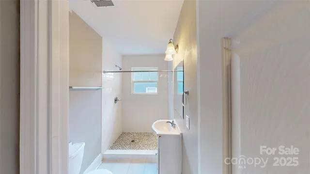 $675,000 | 2131 Kirkwood Avenue, Unit 8, Charlotte, NC 28203