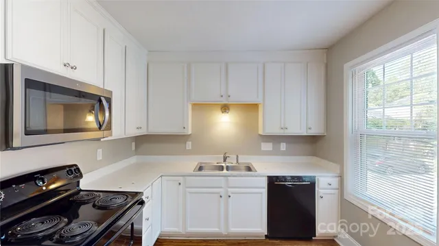 $675,000 | 2131 Kirkwood Avenue, Unit 8, Charlotte, NC 28203