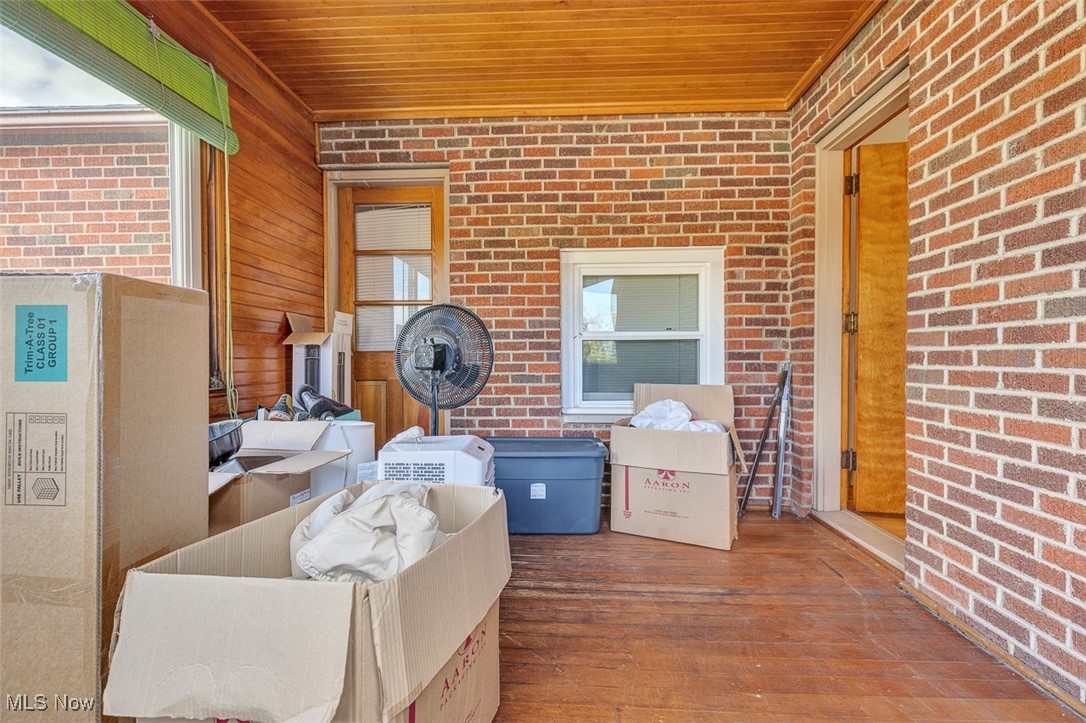 6136 Ridge Road Cleveland, OH 44129 - Photo 19 of 40 2nd Floor Storage
