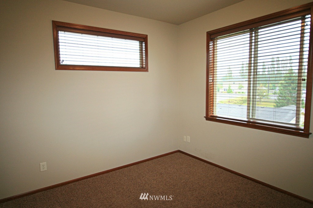 664 Telegraph Road, Unit 302 Bellingham, WA 98226 - Photo 14 of 17 Gallery Image 14