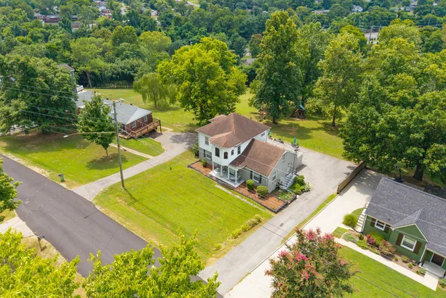 $1,290,000 | 2610 Airpark Drive, Nashville, TN 37206