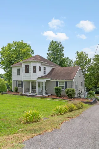 $1,290,000 | 2610 Airpark Drive, Nashville, TN 37206