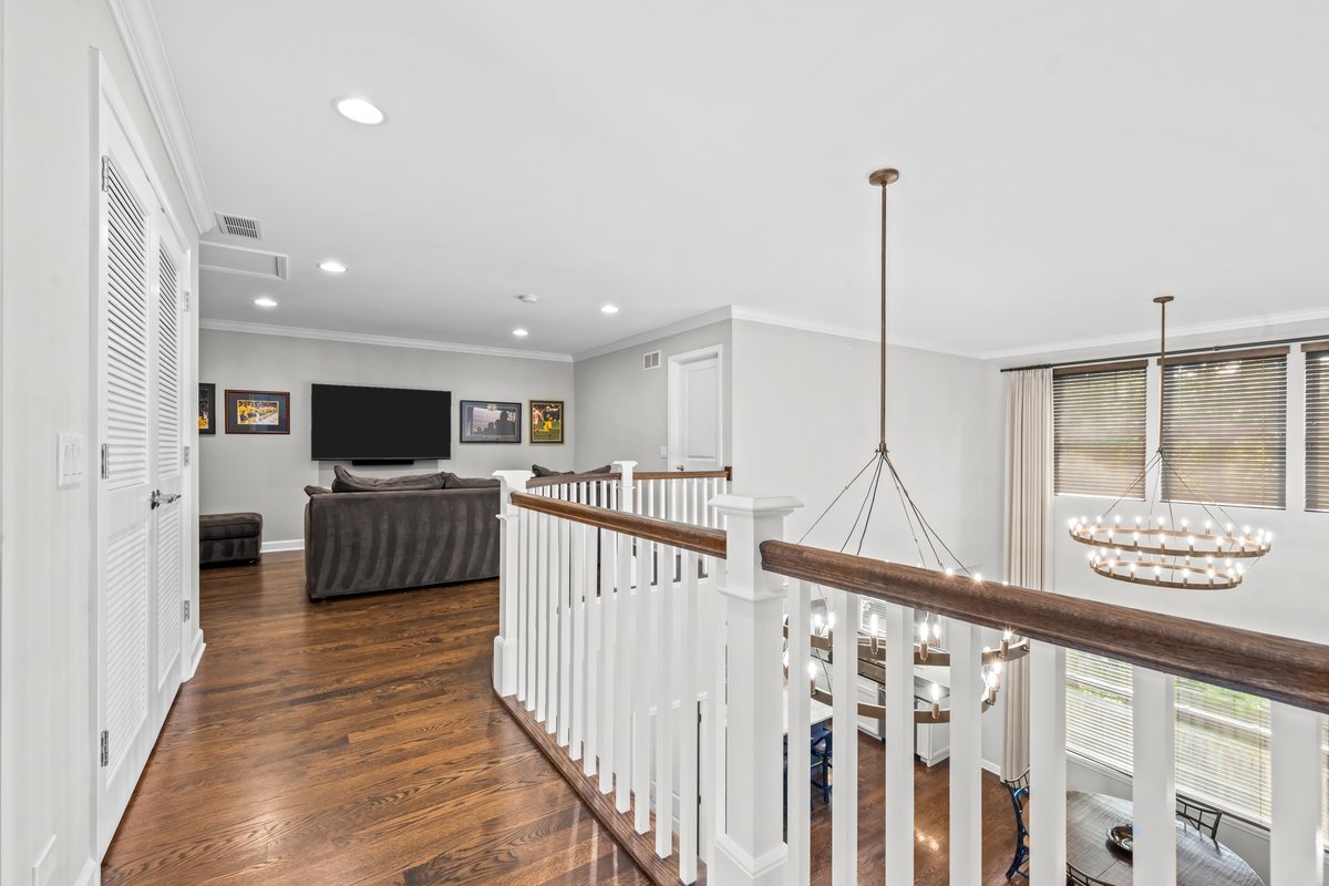 828 Chestnut Street Deerfield, IL 60015 - Photo 14 of 29 a view of a living room with a flat screen tv
