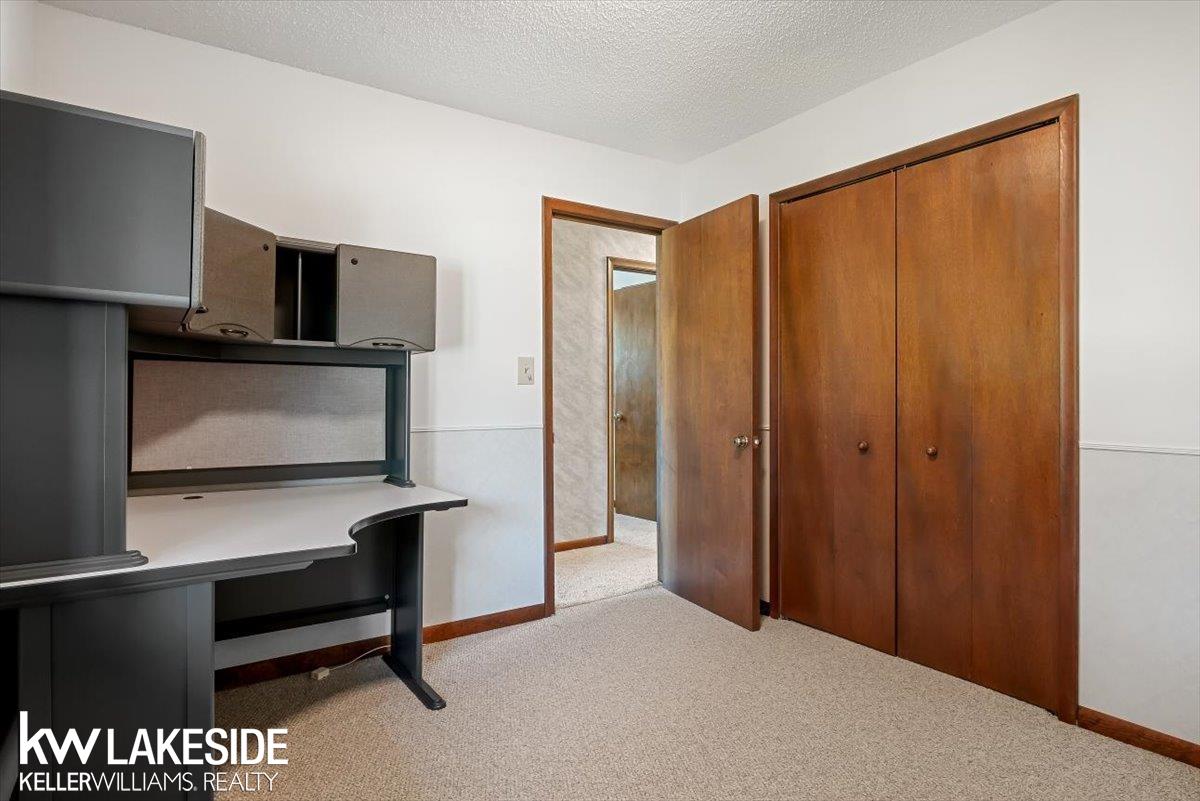 28718 Cotton Road New Baltimore, MI 48047 - Photo 20 of 37 50157694-60b550d6-e67f-4b18-8401-53f07dcb0948.JPG