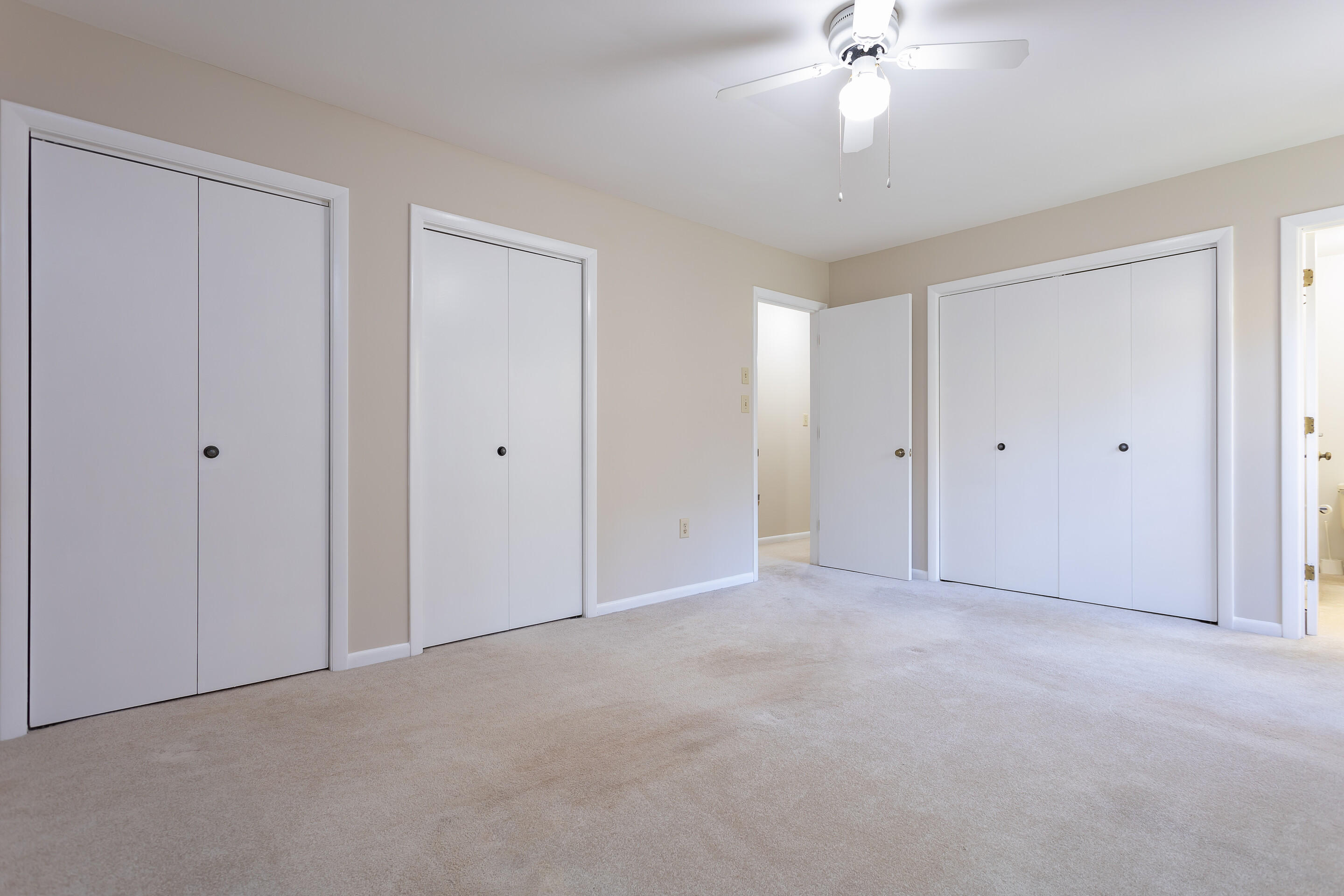 3701 Heritage Road Southwest Roanoke, VA 24015 - Photo 15 of 35 14_3701_Heritage_Rd_SW14_mls