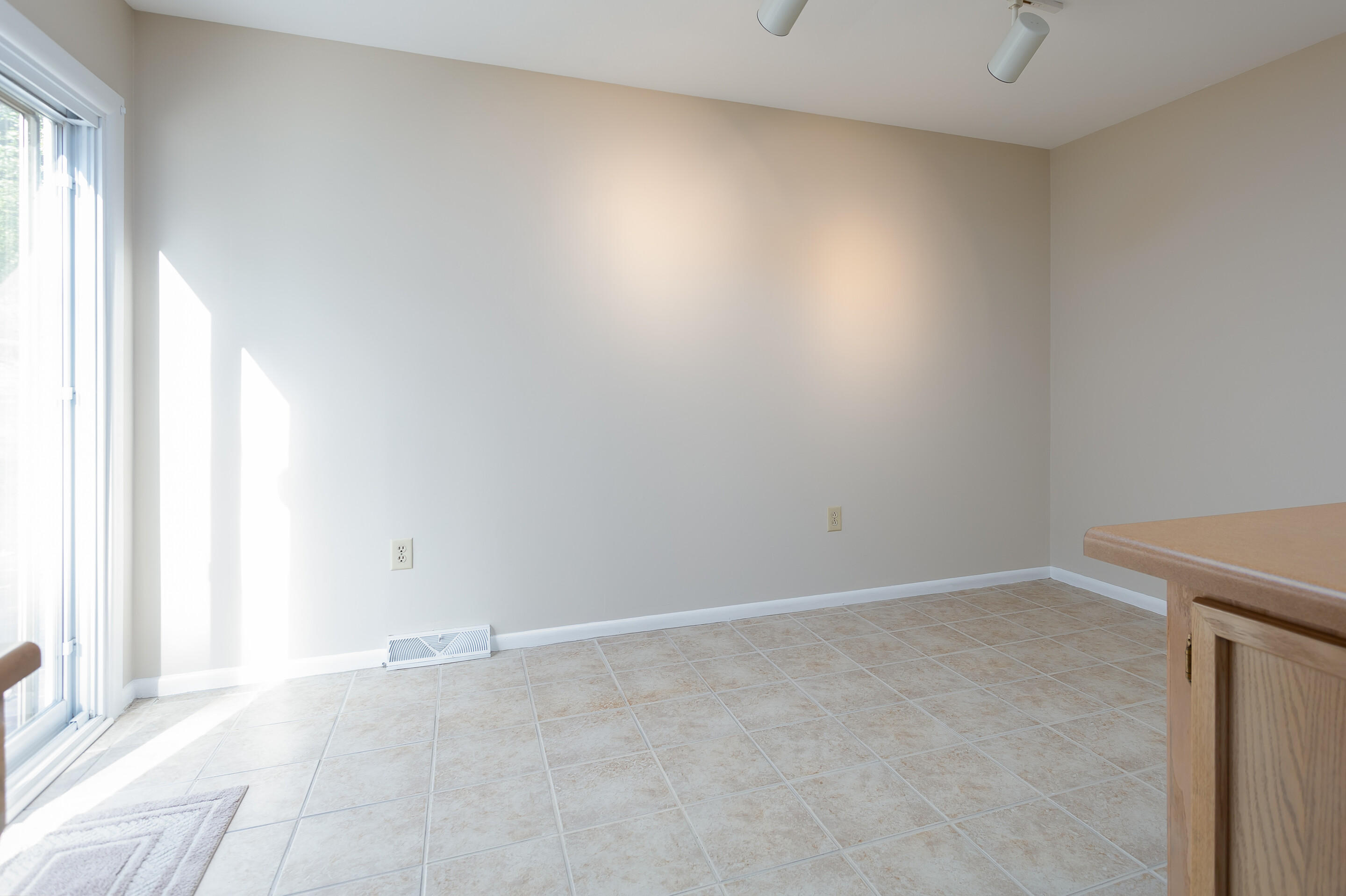 3701 Heritage Road Southwest Roanoke, VA 24015 - Photo 19 of 35 21_3701_Heritage_Rd_SW21_mls