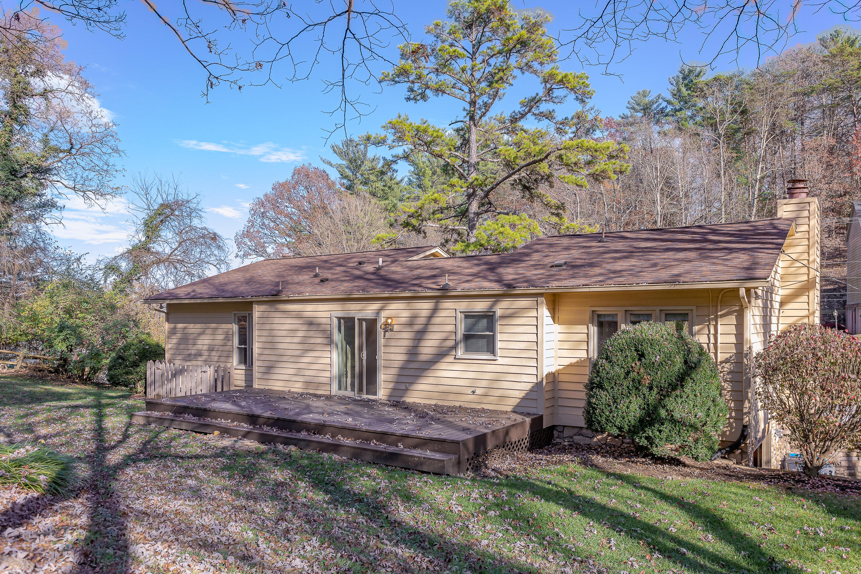 3701 Heritage Road Southwest Roanoke, VA 24015 - Photo 34 of 35 25_3701_Heritage_Rd_SW25_mls