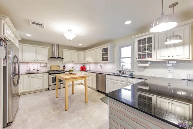 $595,000 | 179 Enterprise Drive, Houma, LA 70360