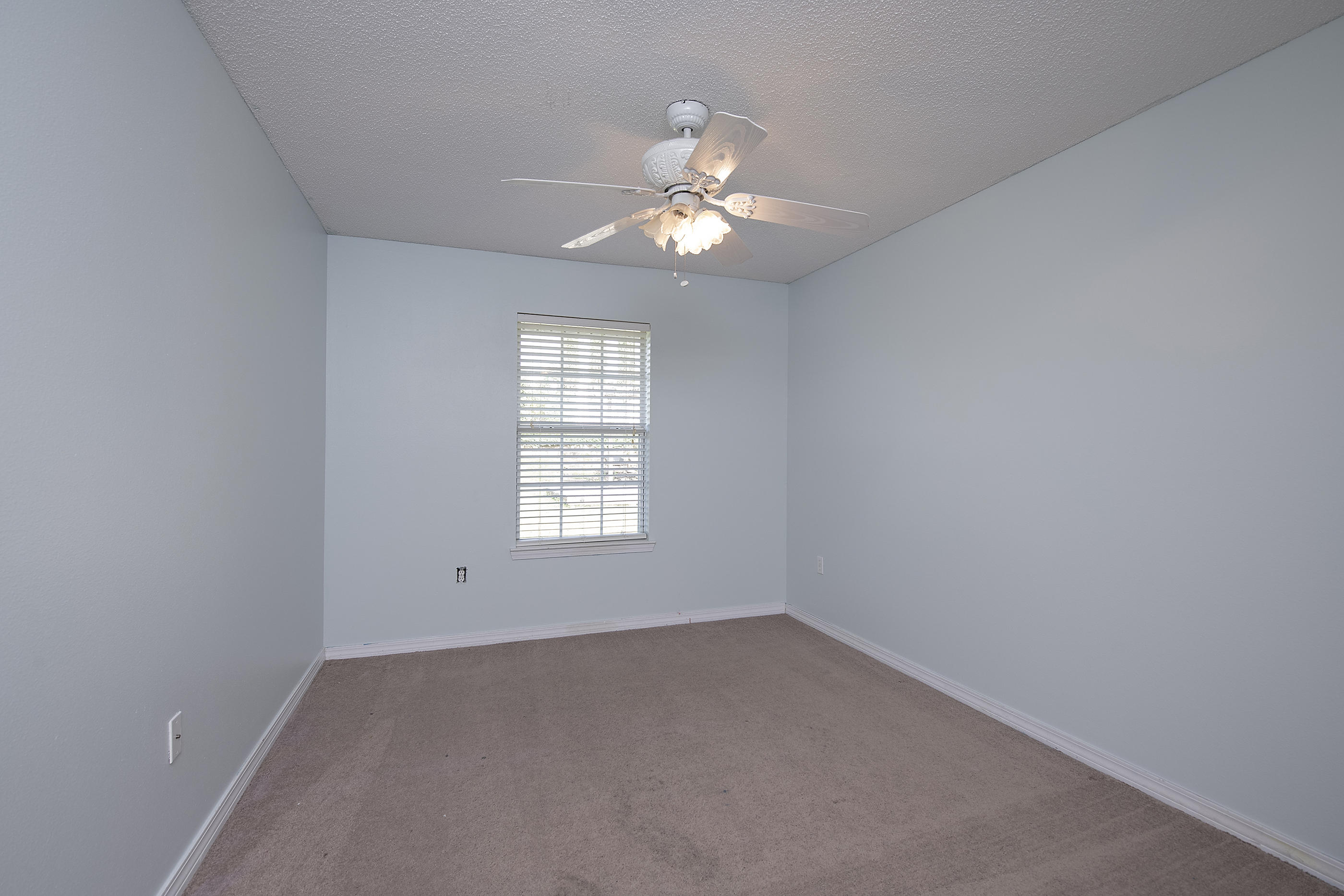 213 Raptor Drive Crestview, FL 32536 - Photo 23 of 24 Bedroom 3