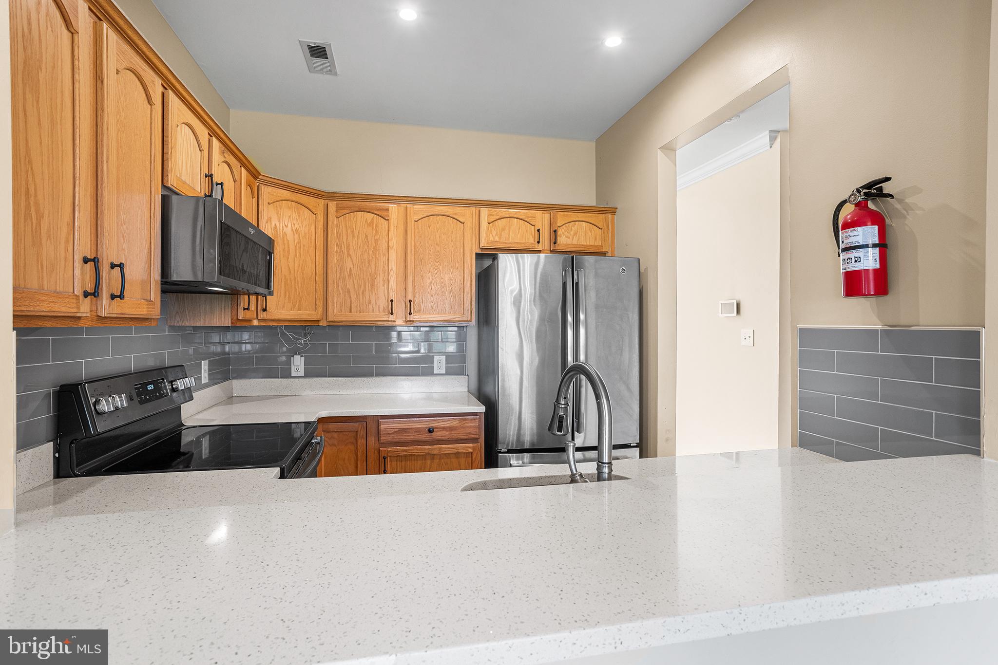 6 Wilson Way, Unit 3 Delanco, NJ 08075 - Photo 9 of 35