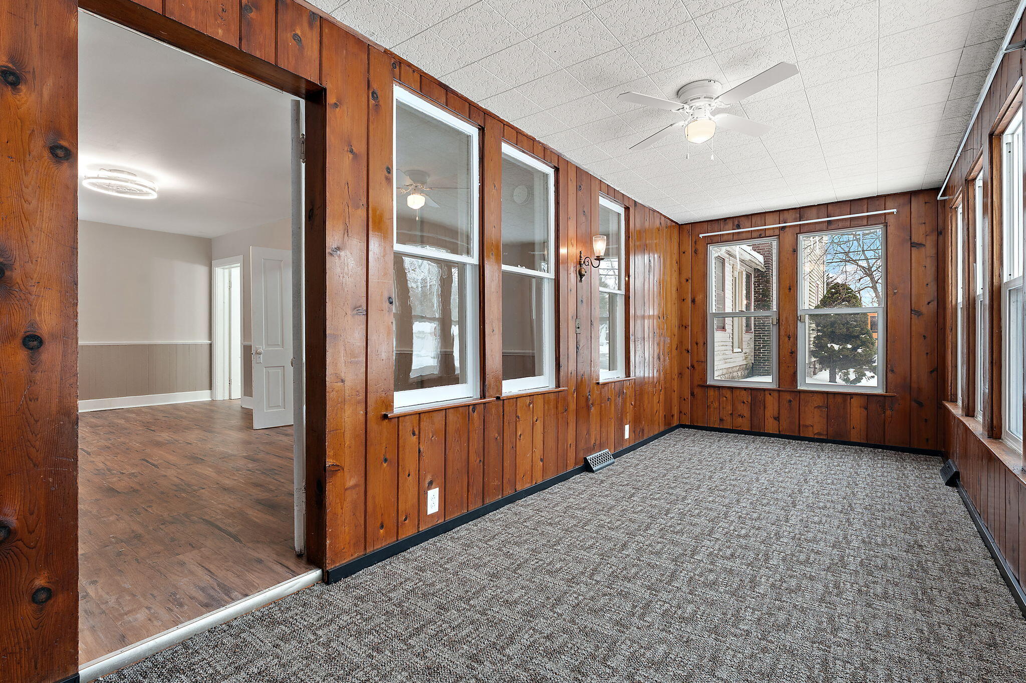 107 Franklin Street Porter, IN 46304 - Photo 19 of 22 an empty room with windows