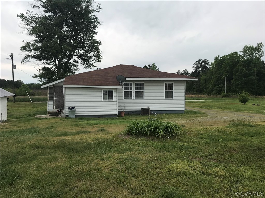 19620 Goose Pond Road Dinwiddie, VA 23841 - Photo 20 of 28 Gallery Image 20