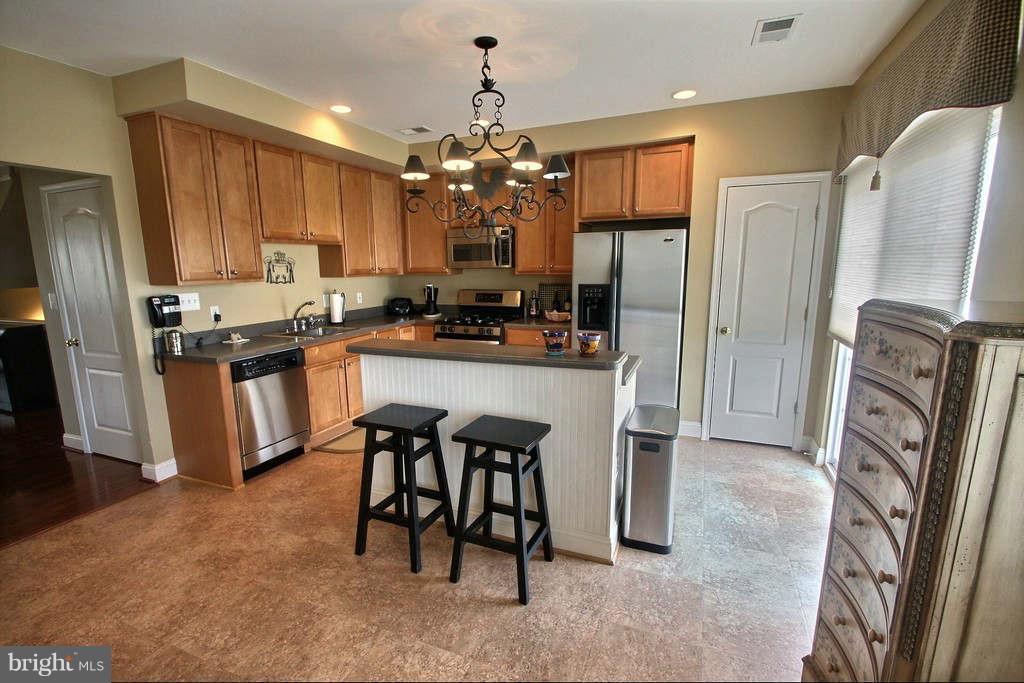 119 Bucksfield Road Gaithersburg, MD 20878 - Photo 8 of 25 Kitchen