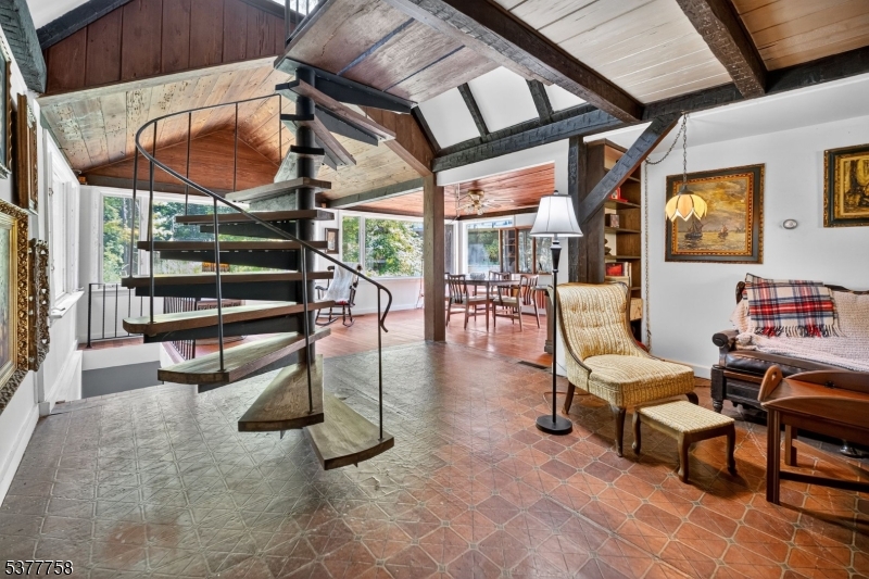 46 Glenside Trail Sparta, NJ 07871 - Photo 8 of 31 a outdoor space with lots of tables and chairs