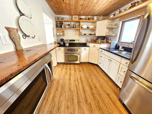 $349,000 | 1153 King Hill Road, Readsboro, VT 05350